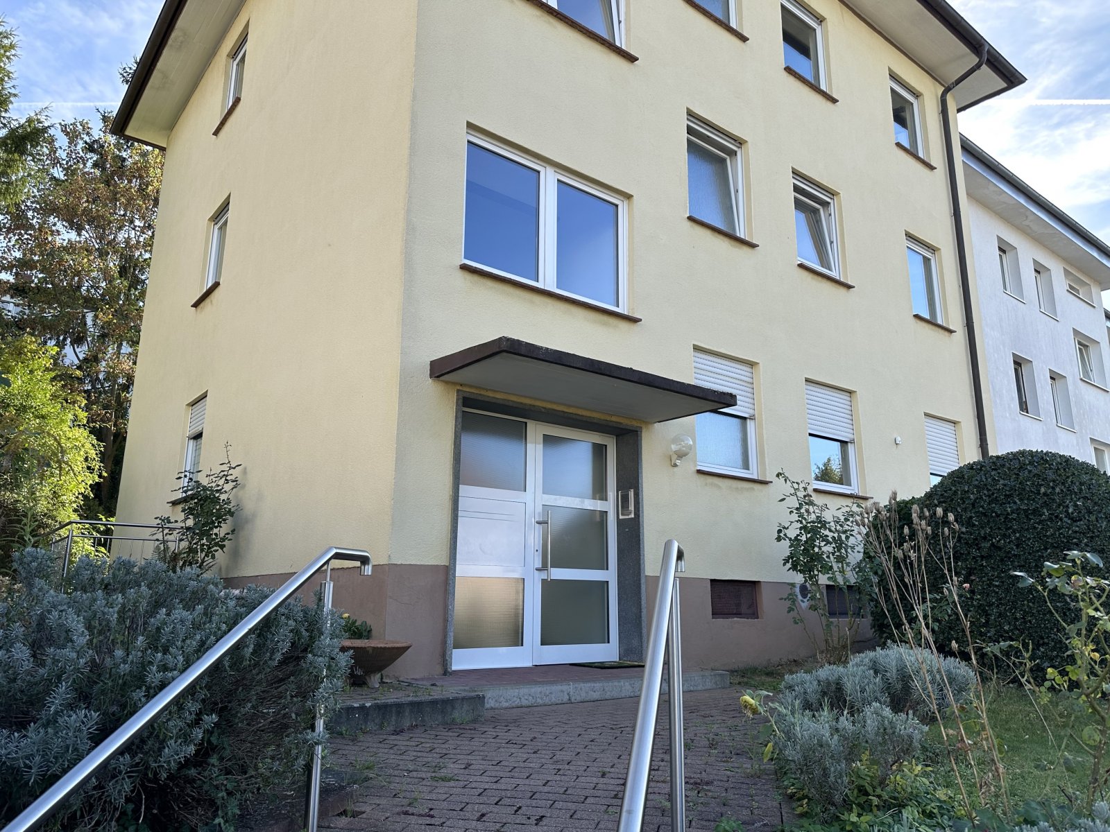 3-Zimmerwohnung freut sich auf neue Mieter 3-Zimmerwohnung freut sich auf neue Mieter